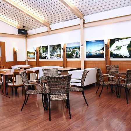 England Business Motel Yilan Екстериор снимка